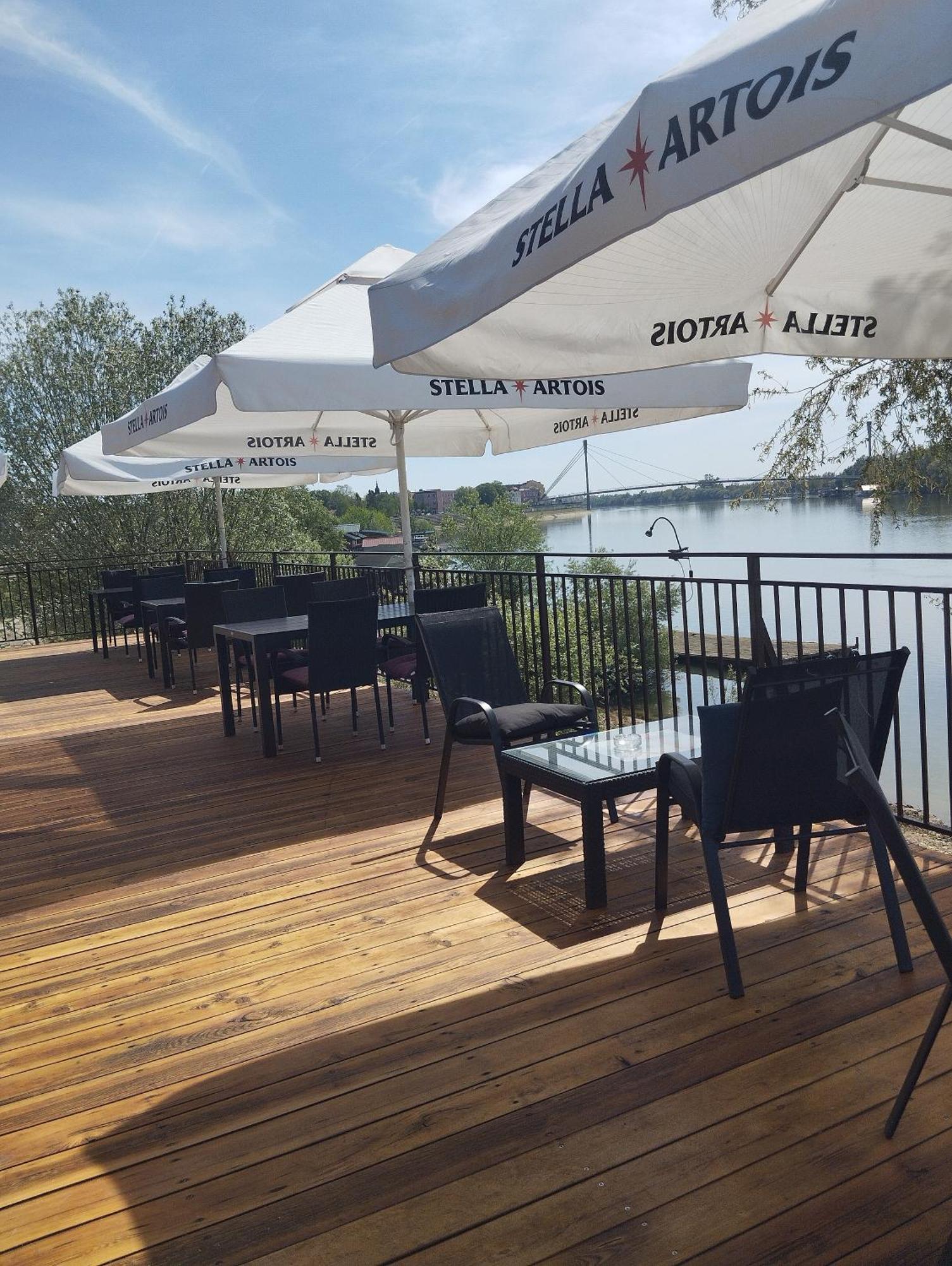 B&B Posejdon Сремска Митровица Екстериор снимка